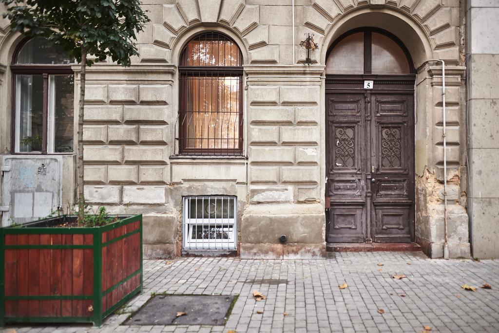 Flat At Lovolde Square Apartman